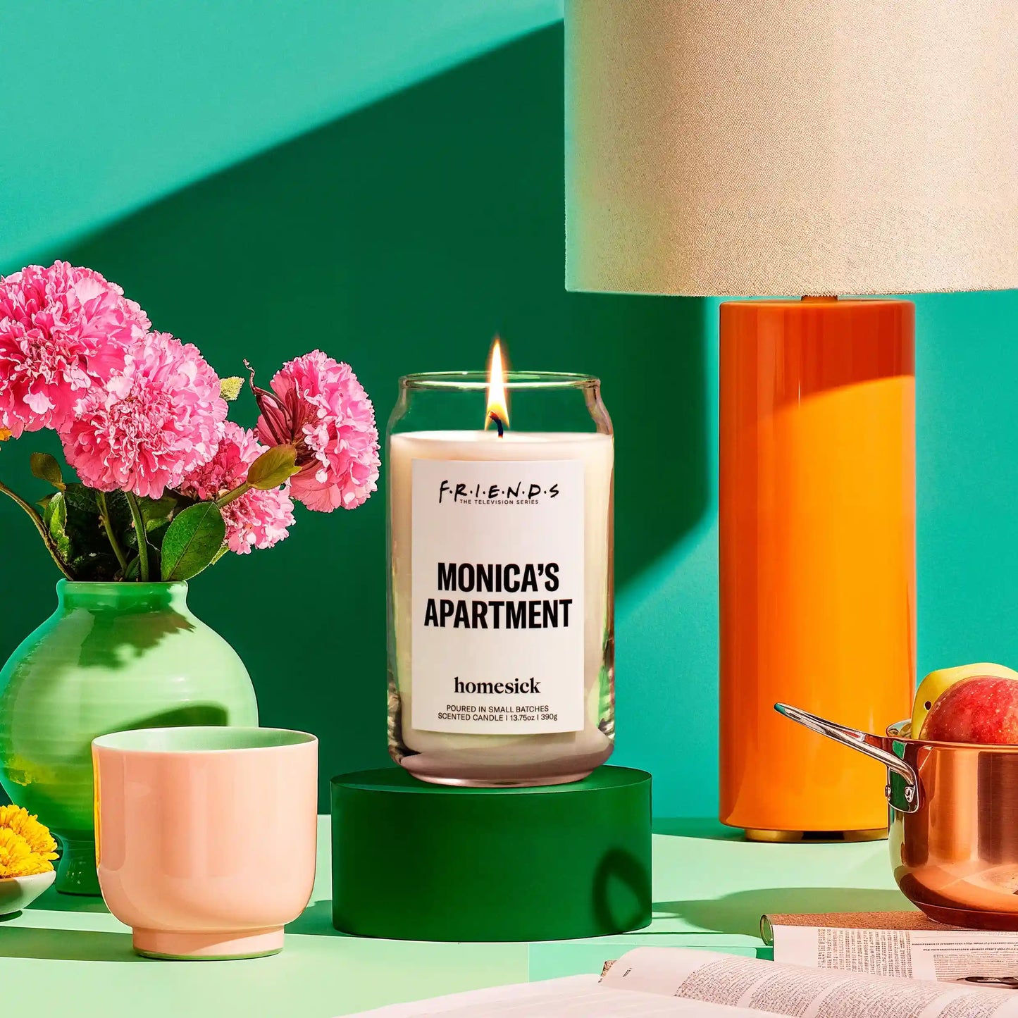 FRIENDS™ Monica's Apartment Candle