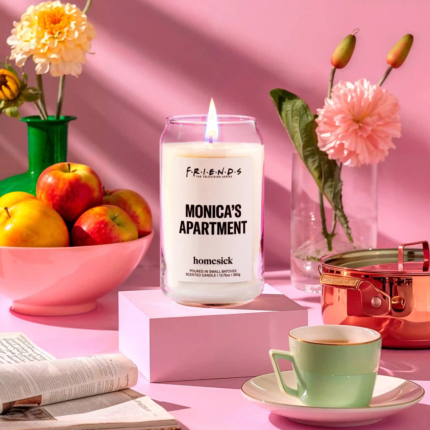 FRIENDS™ Monica's Apartment Candle